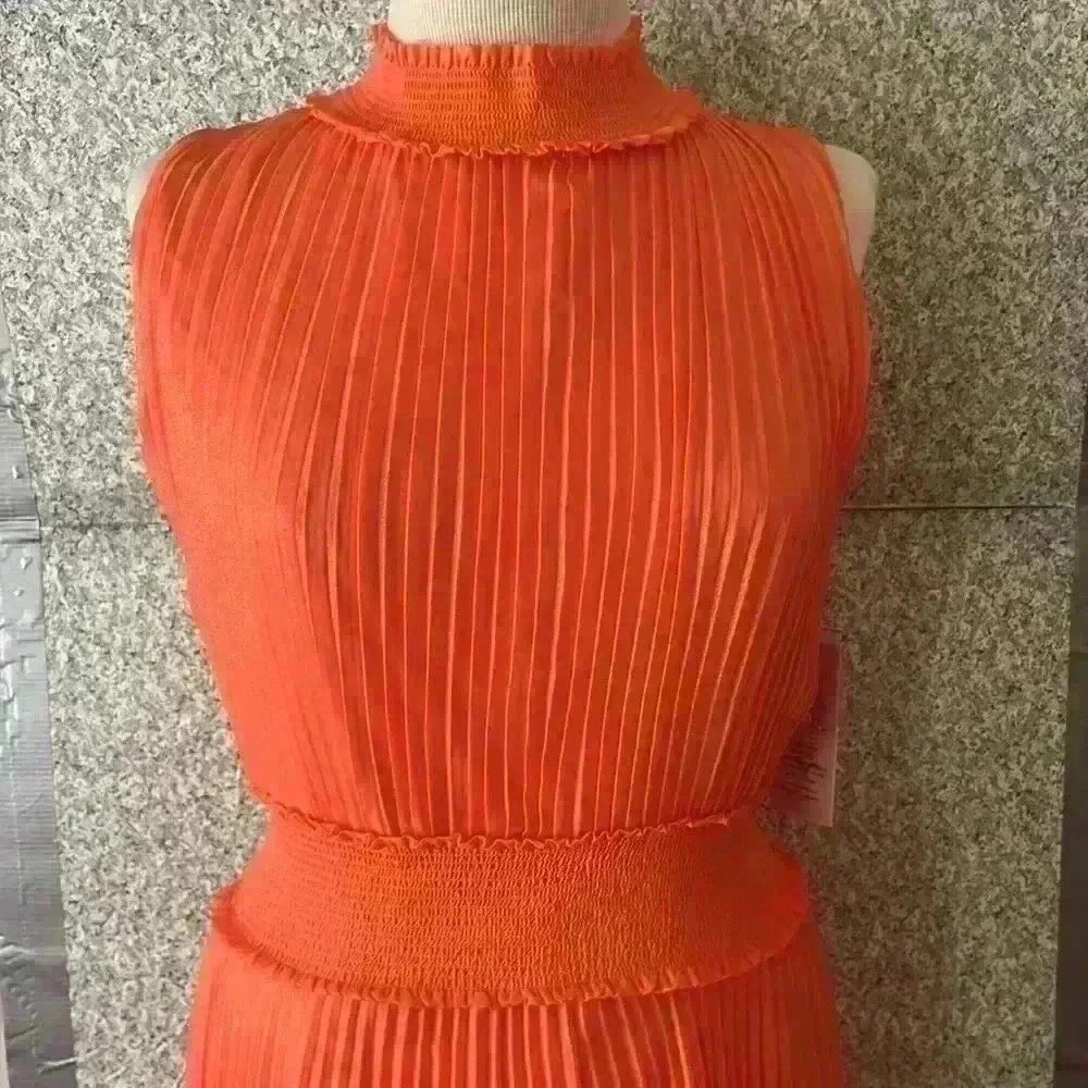 NWT Nanette Lepore pleated sleeveless dress vivid coral size 10 - Picture 2 of 12